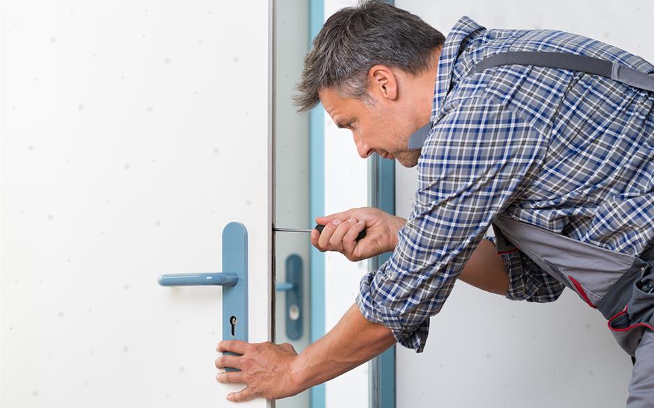 dépannage serrurier ouverture de porte Suresnes